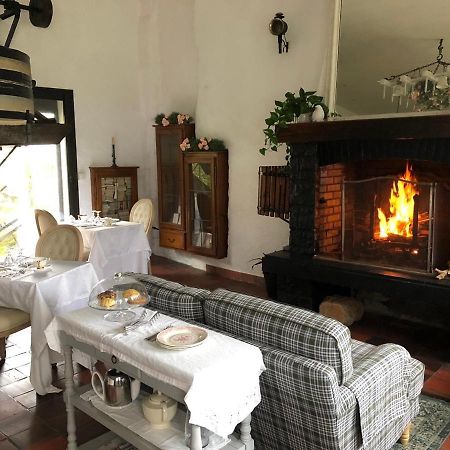 Le Vieux Moulin Bed & Breakfast Bouhet ภายนอก รูปภาพ